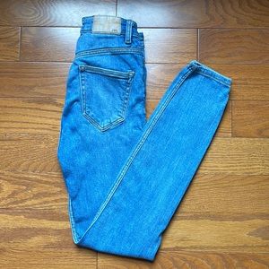 ZARA Jeans Straight Leg Size 2 Womens